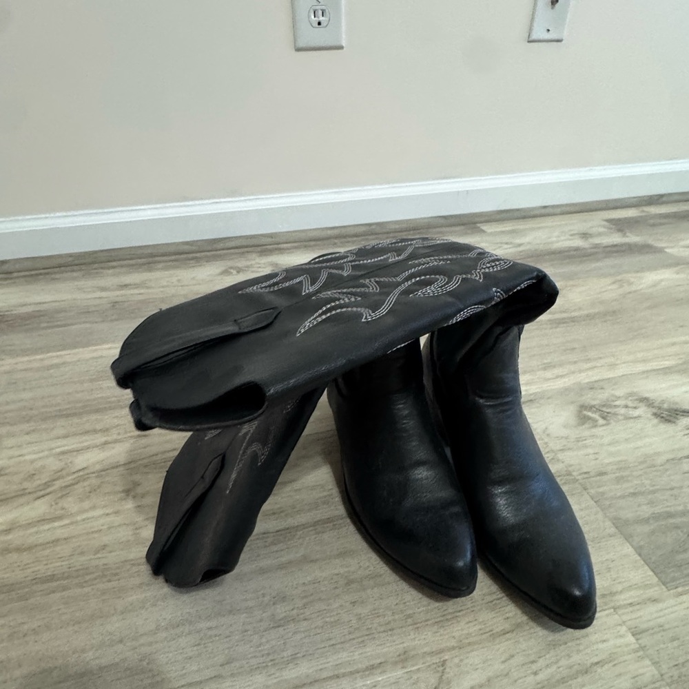 Black Leather Cowboy Boots